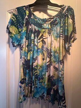 Southern Lady Blue & Green Floral Top
